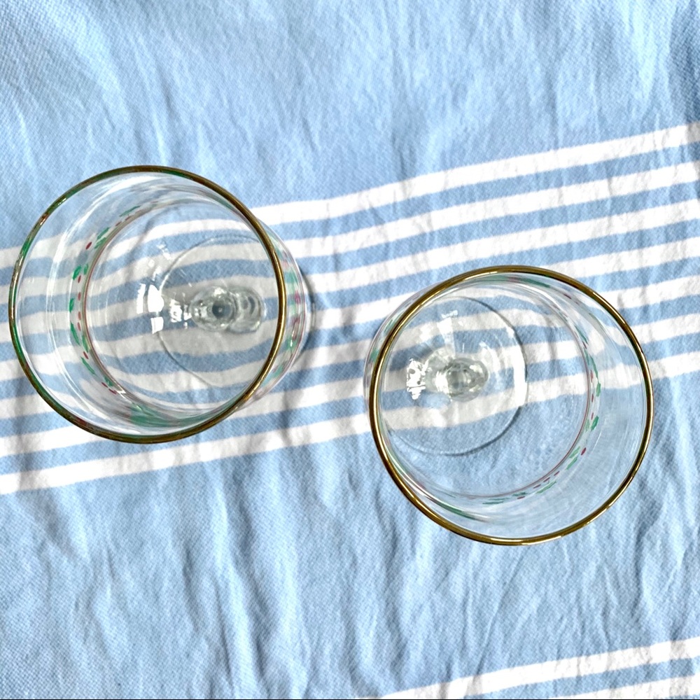 Holiday Drinking Glasses (2) - Picture 3 of 11